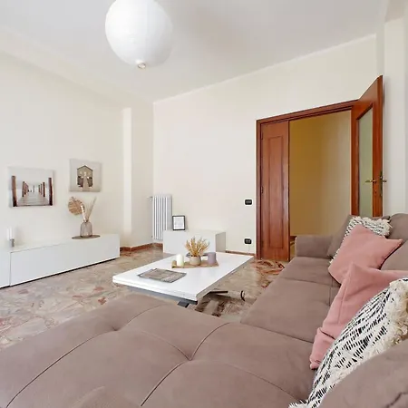 A Casa Di Domenico Apartment *